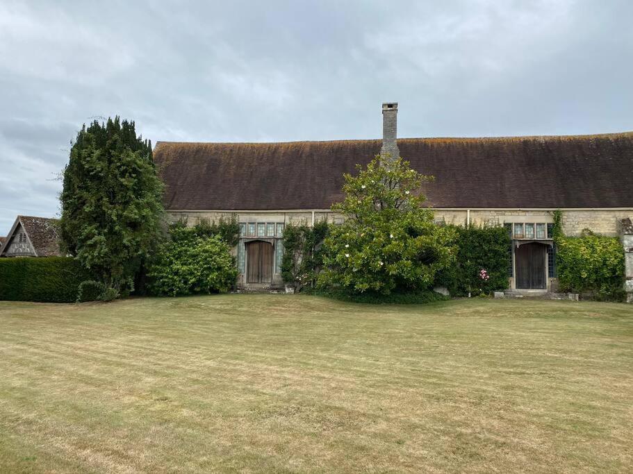 The Manor Stables Villa Sturminster Newton Exterior photo